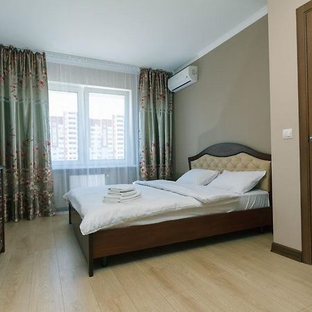 Софии Русовой 7, 13 Kiew Exterior foto